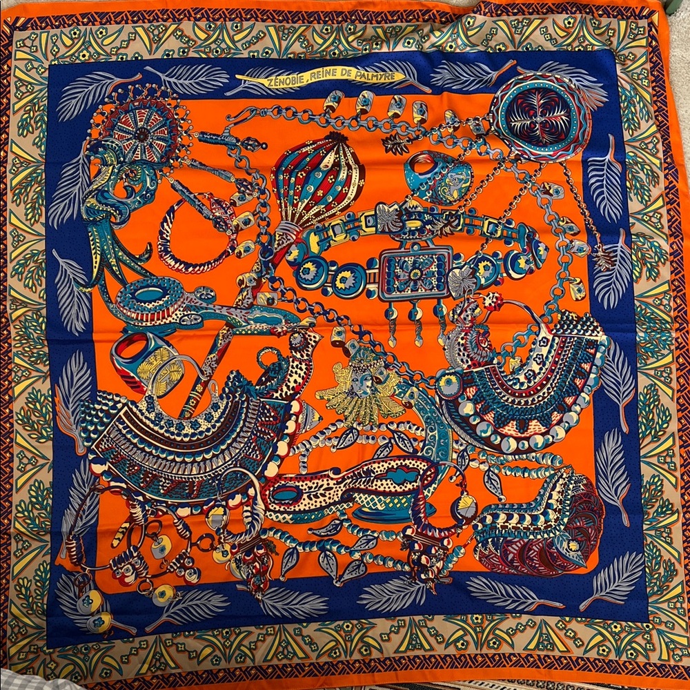Large square printed scarf